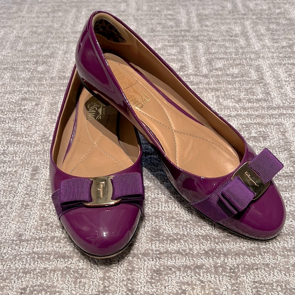 Salvatore Ferragamo Varina Patent Purple Flats (9)